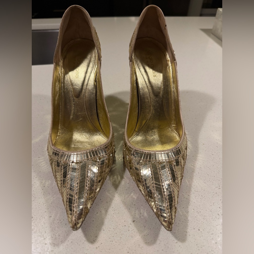 Metallic Gold Pointed Toe Vintage Sergio Rossi Heels | size 40